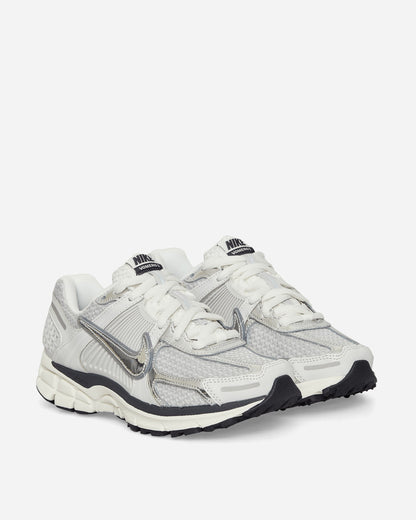 Women's Zoom Vomero 5 Sneakers Photon Dust / Metallic Silver