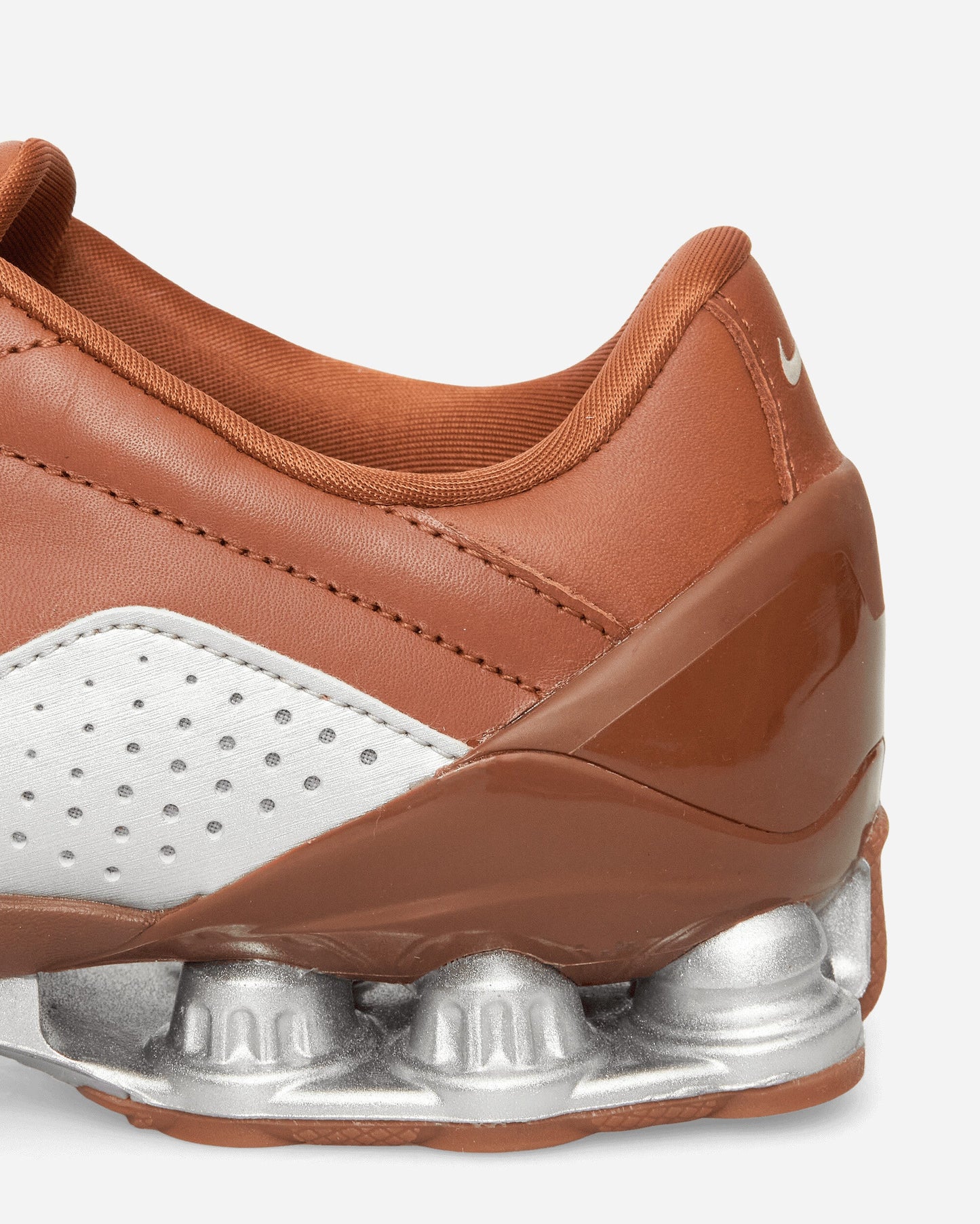 Women's T90 Shox Magia Sneakers Pecan / Metallic Silver