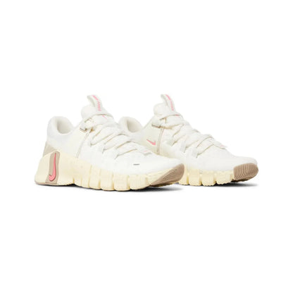 Free Metcon 5 'Sail Sanddrift' Women's (2023)