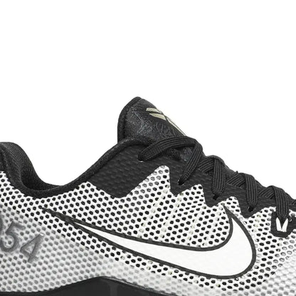 Kobe 11 'Quai 54' (2016)