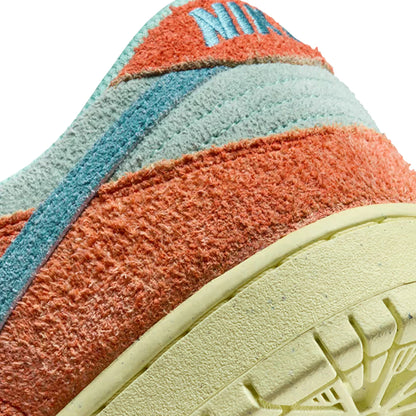 Dunk Low 'Orange Emerald Rise' (2023)