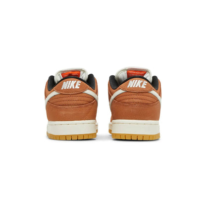 Nike SB Dunk Low Pro 'Dark Russet' (2022)