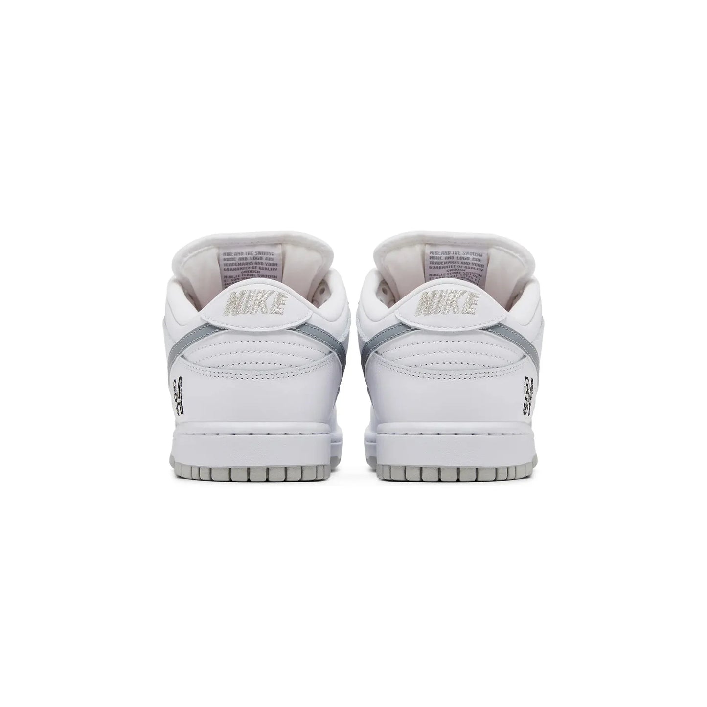 Dunk Low Supreme 94 'White Metallic Silver' (2025)