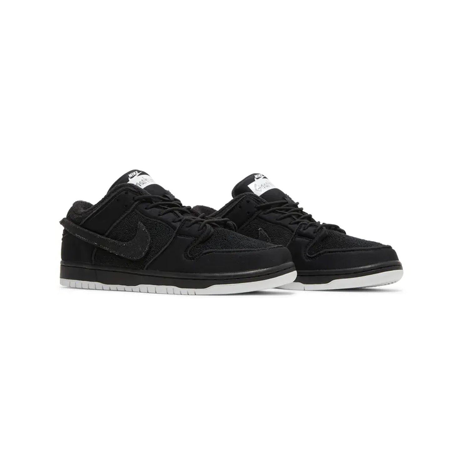 Nike SB Dunk Low x Gnarhunters 'Black' (2022)