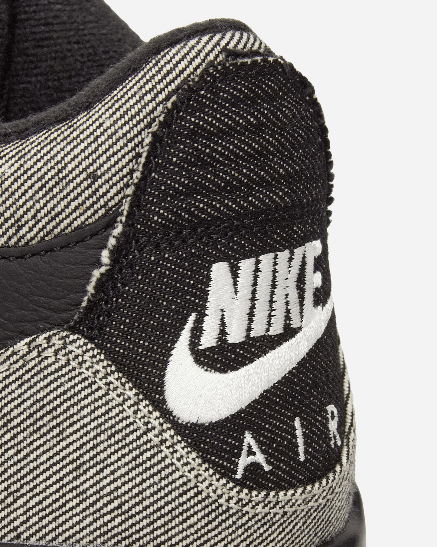 Levi's Air Jordan 3 Sneakers Black / White