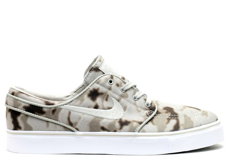 Stefan Janoski Desert Camo