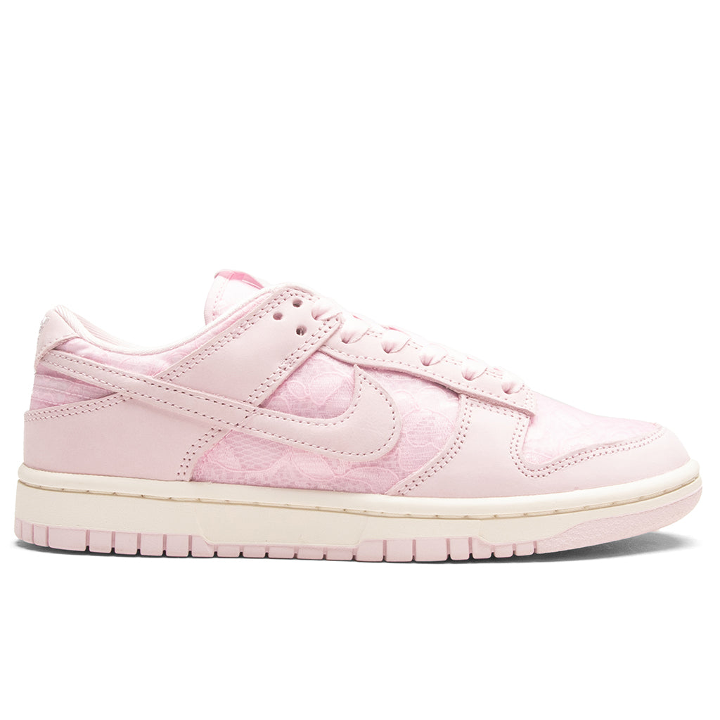 Women's Dunk Low - Regal Pink/Pink Foam/Soft Pearl
