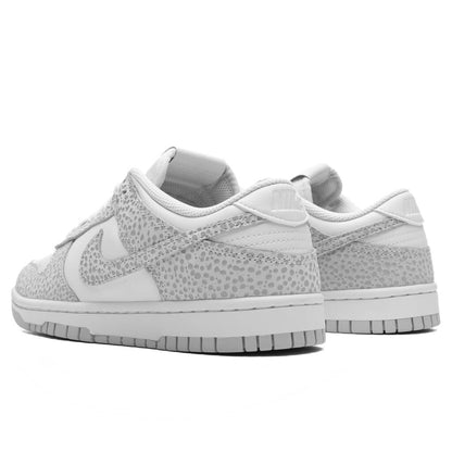 Women's Dunk Low PRM - Phantom/Photon Dust/Light Smoke Grey