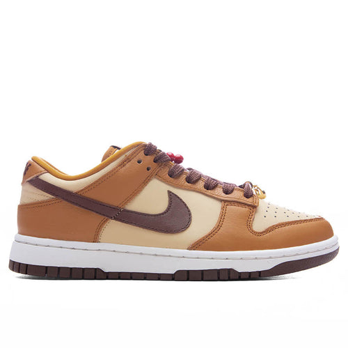 Women's Dunk Low 'Desert Ochre Cherry Charm' - Desert Ochre/Fauna Brown/Pale Vanilla