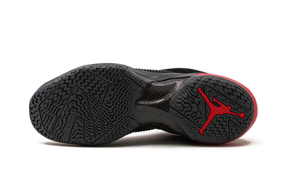 37 Low "Bred" DQ4122 007