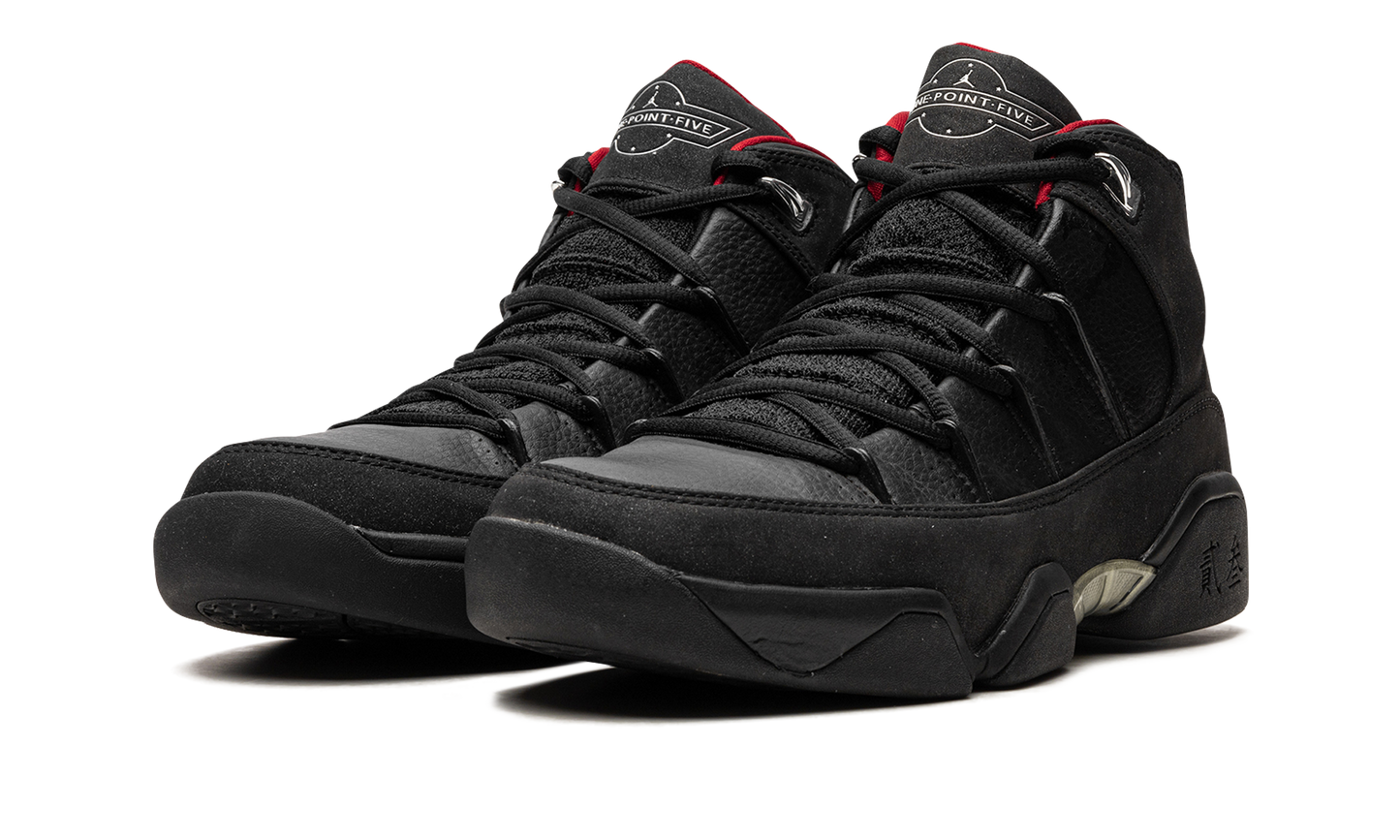 9.5 "Charcoal" 314308 001