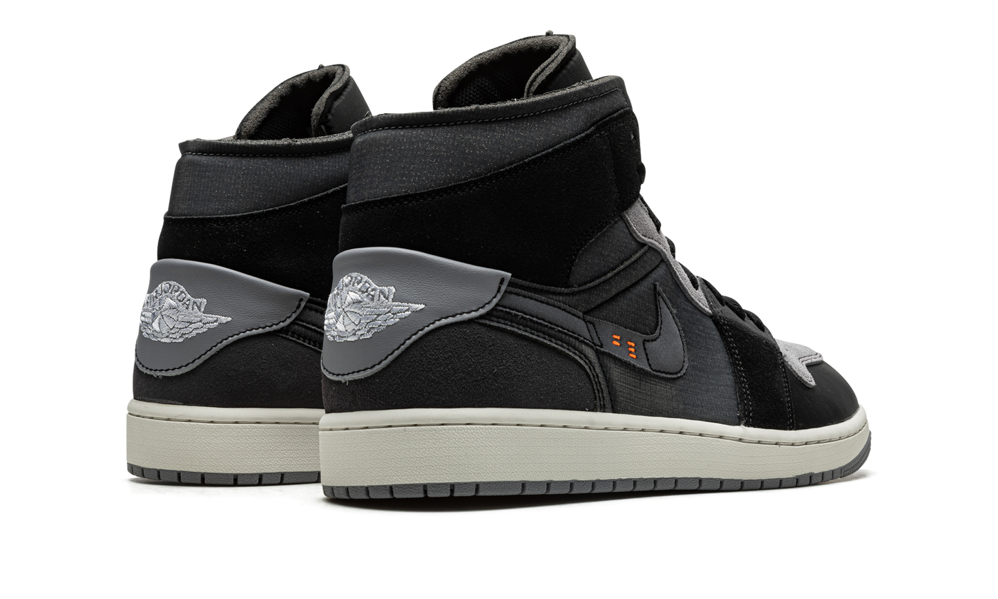 1 Mid SE Craft "Inside Out - Black" DM9652 001