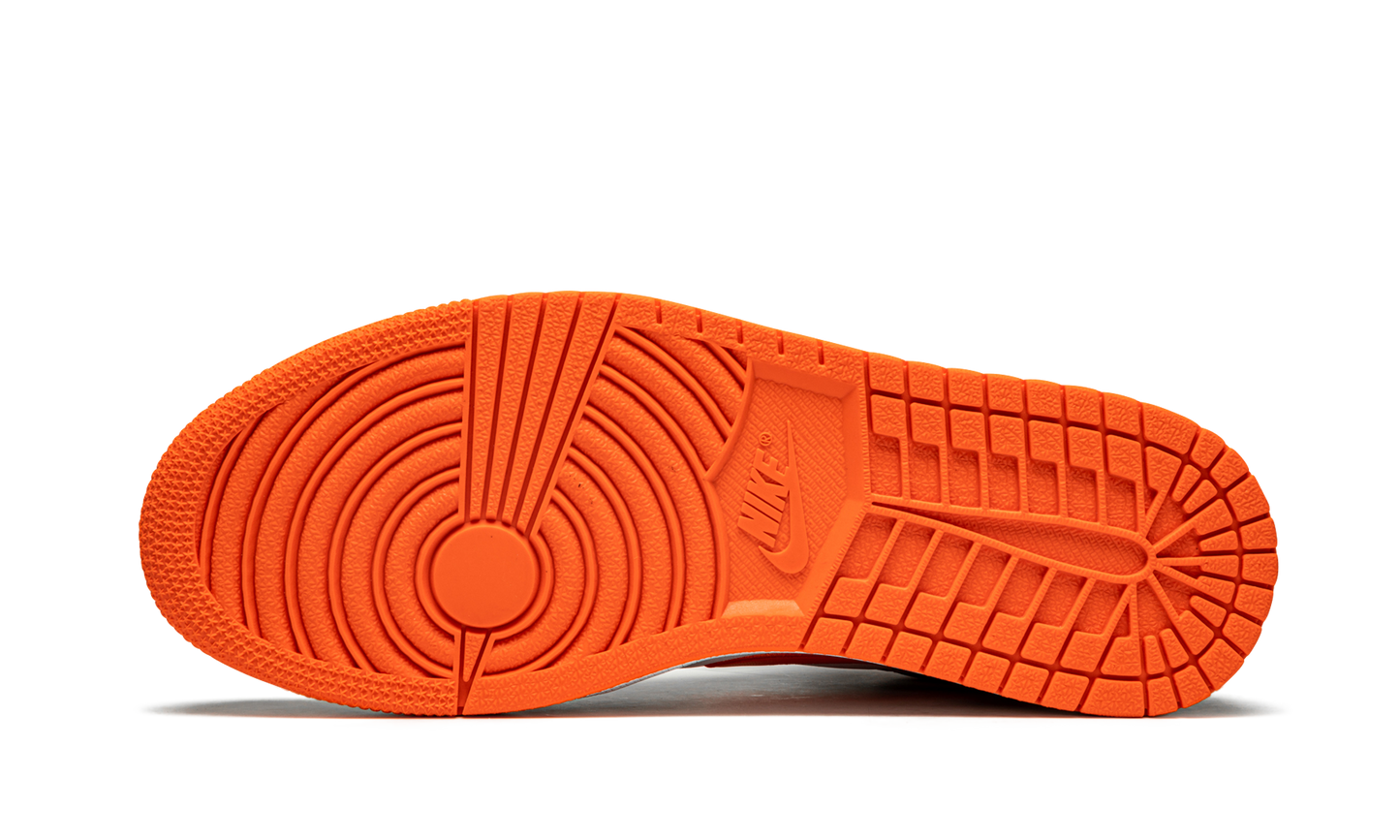 1 Hi Flyease "Turf Orange"