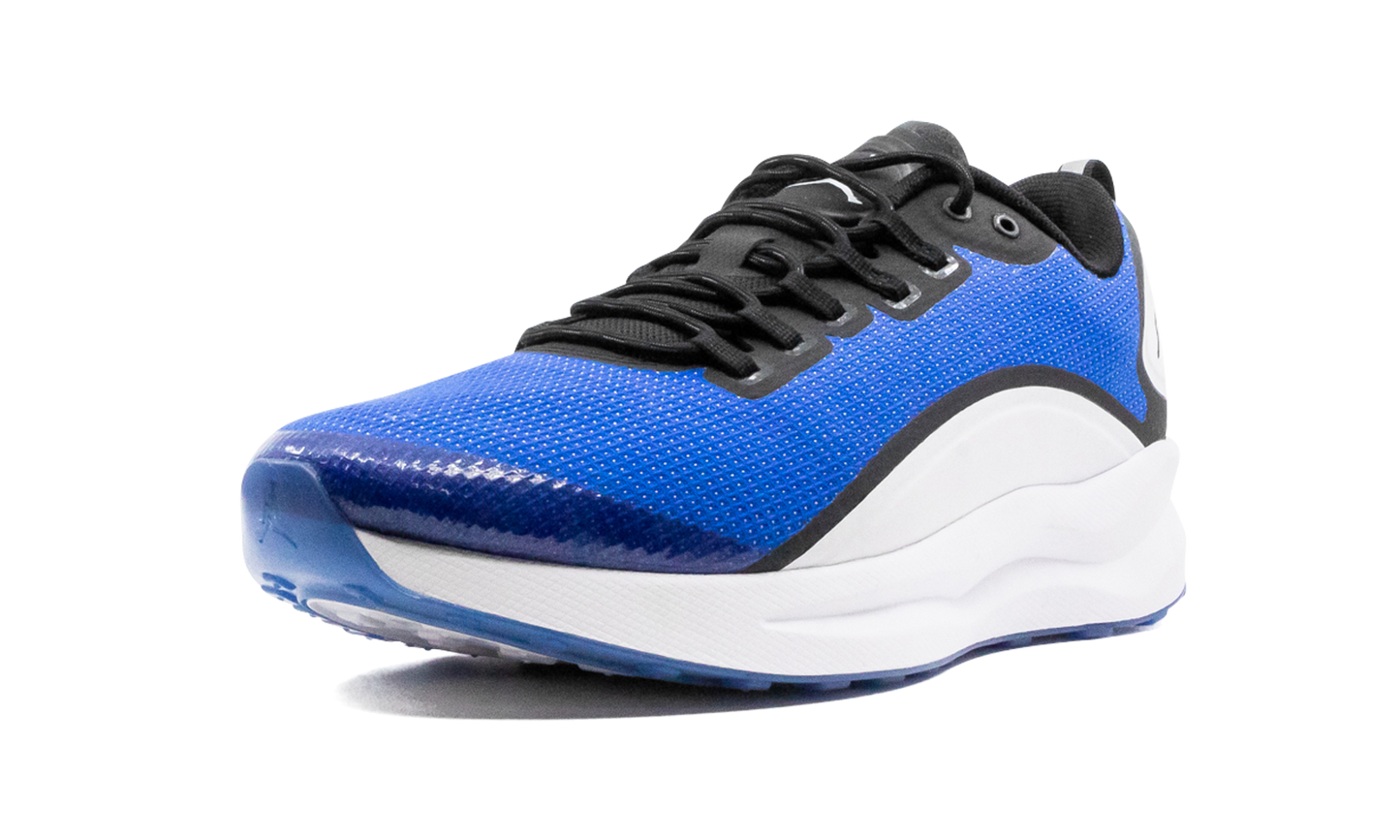 Zoom Tenacity AH8111 401