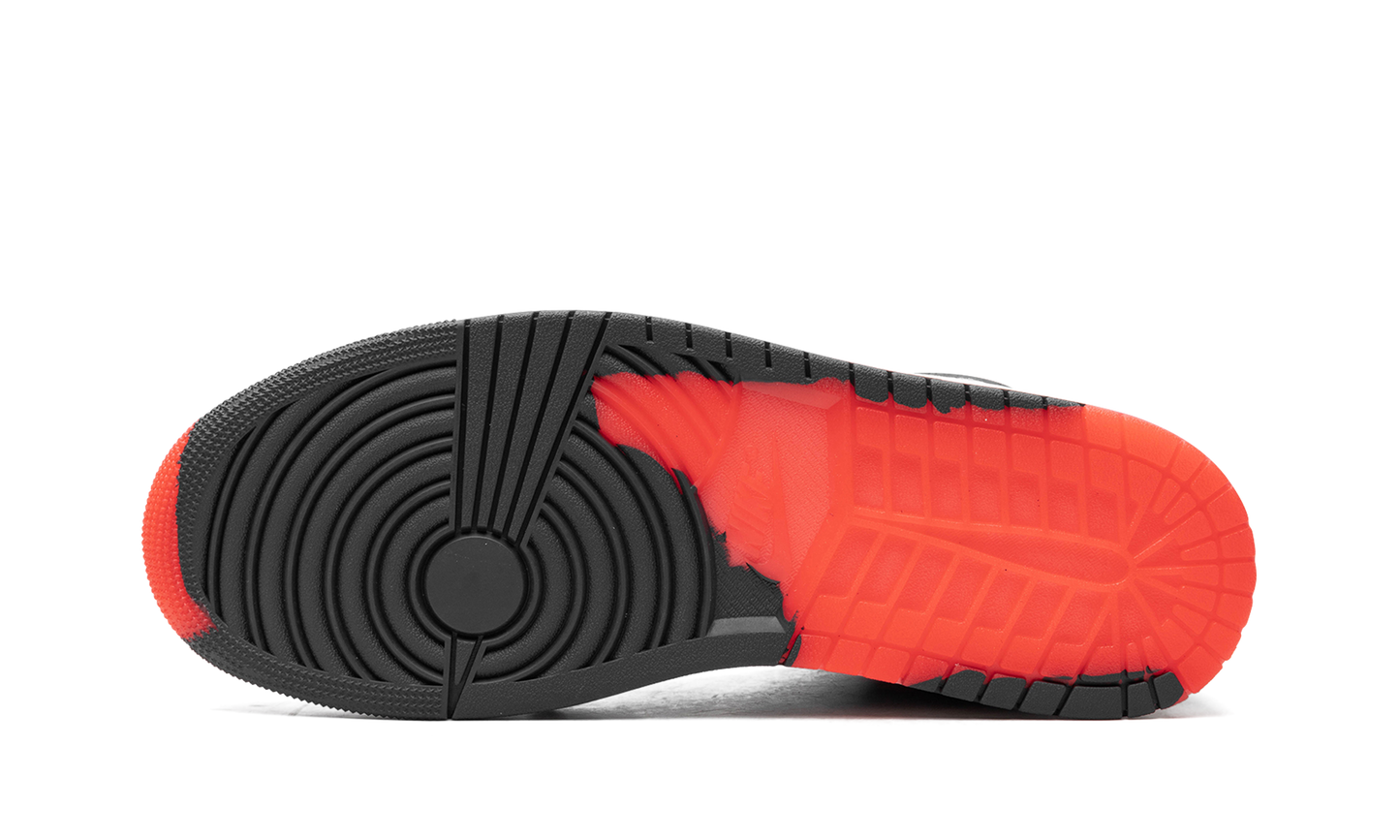 1 Element High "Bred" DB2889 002