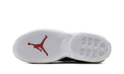 Stay Loyal 2 "WHITE BLACK RED" DQ8401 061